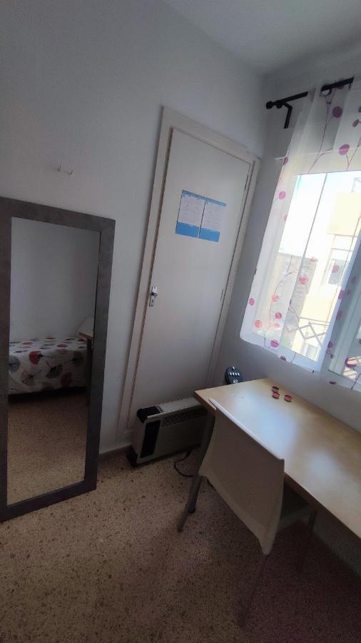 Habitaciones En Alquiler En Piso Compartido Valencie Pokoj fotografie